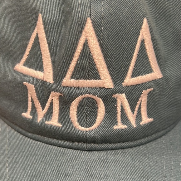 Tridelta mom & dad set of 2 caps!! NWT - Picture 2 of 7